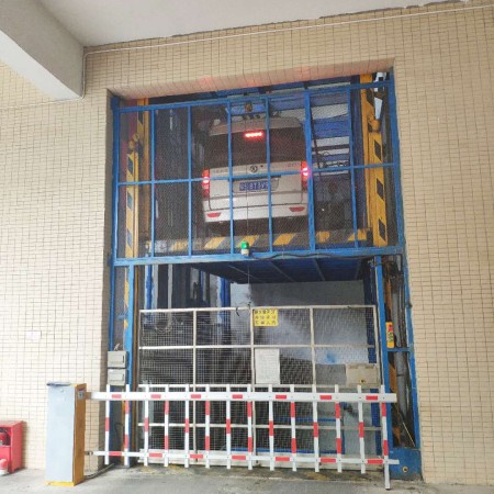 汽車(chē)專(zhuān)用升降機(jī)